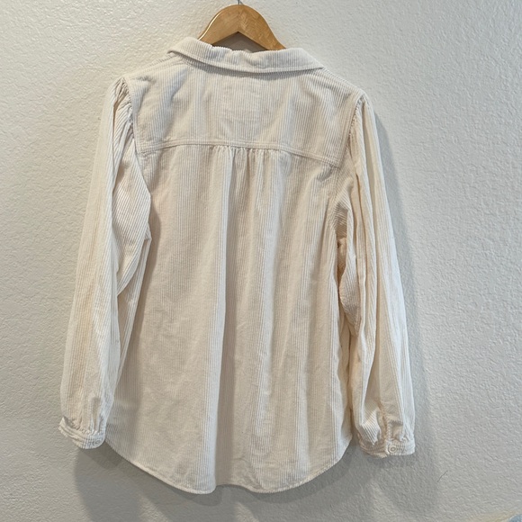 American eagle Oversized Corduroy Cream Button-Up Shirt - Picture 7 of 12